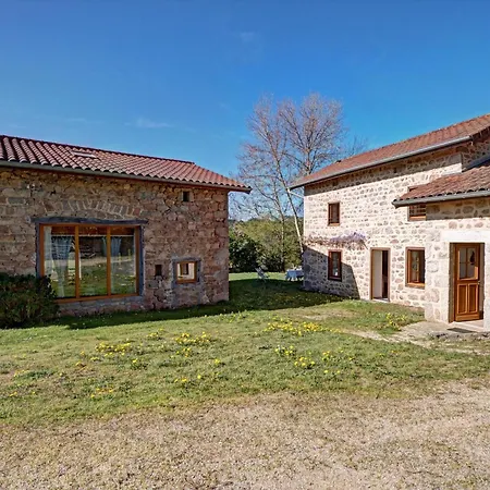 4 Pers Avec Jardin Prive Et Animaux Admis - Fr-1-496-66